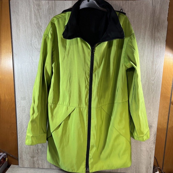 Mycra Pac Women’s Jacket Reversible Black/Green - Picture 3 of 7